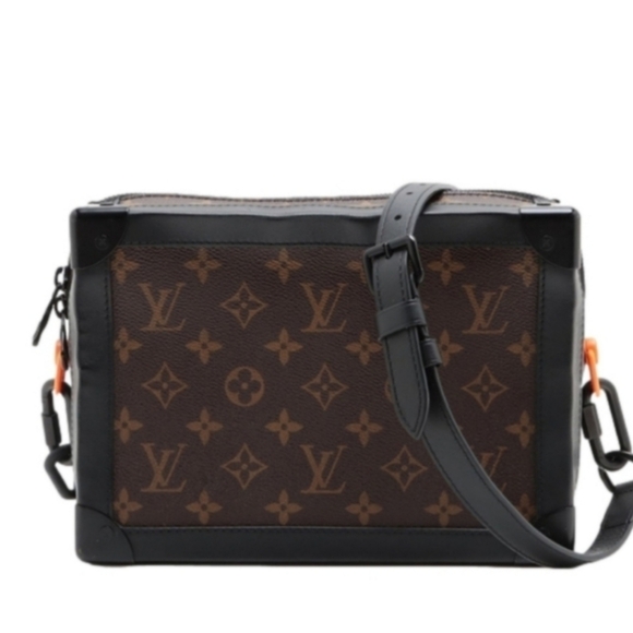 Louis Vuitton Handbags - 💯Louis Vuitton Monogram Solar Soft Trunk